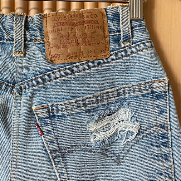Vintage levis distressed denim shorts blue - Picture 5 of 9